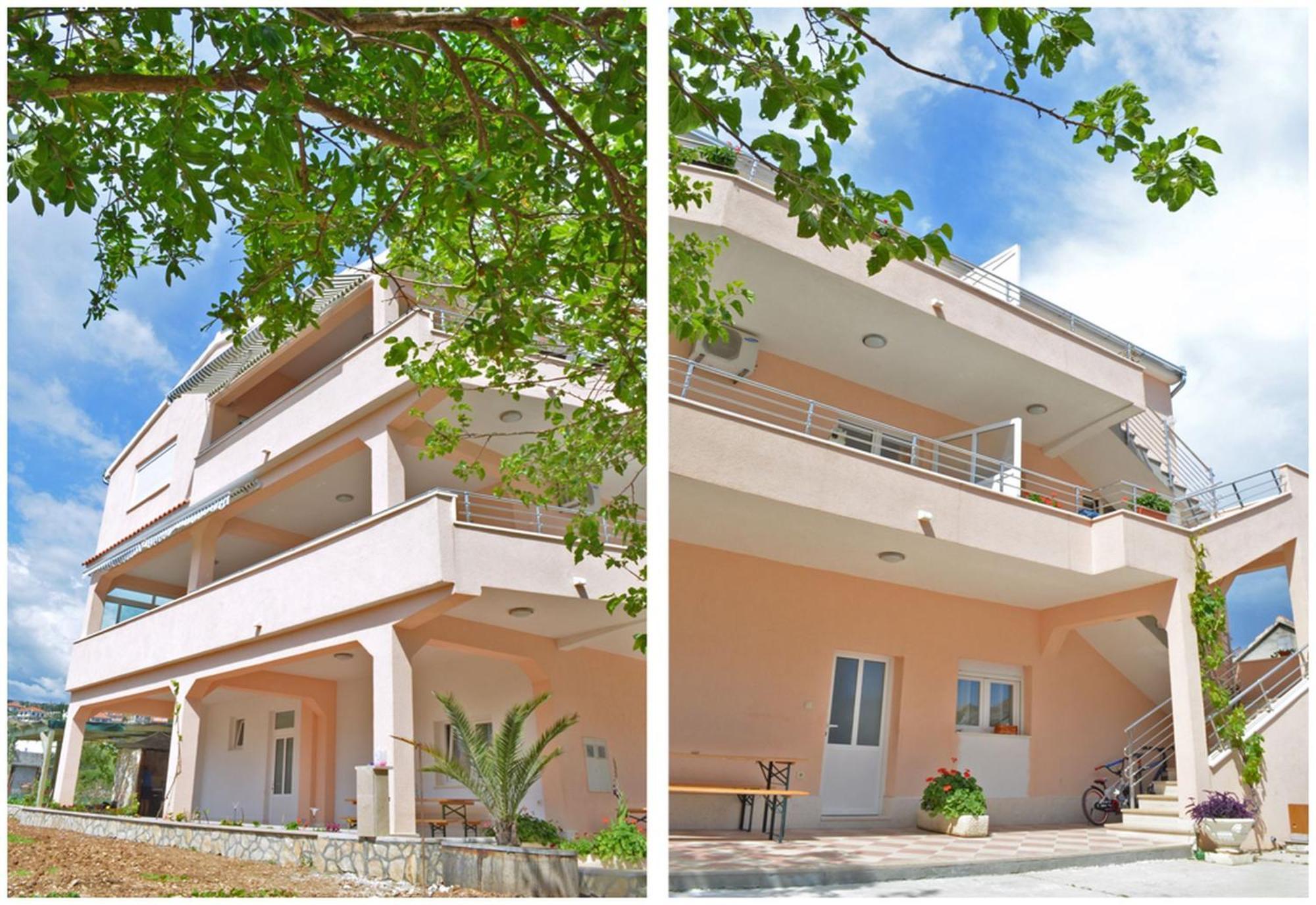 Apartments Luciano Сегет-Враница Экстерьер фото