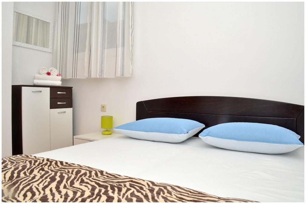 Apartments Luciano Сегет-Враница Номер фото